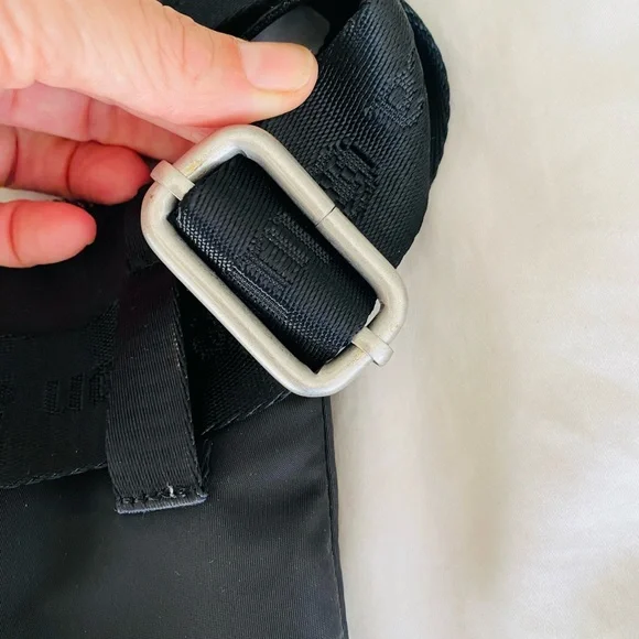 Lululemon Travel Crossbody Fanny Pack - Picture 3 of 11